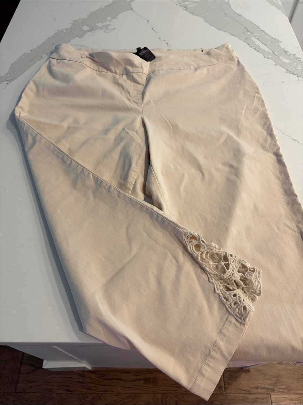 Cropped Lace-Hem Ankle Pants — Cream